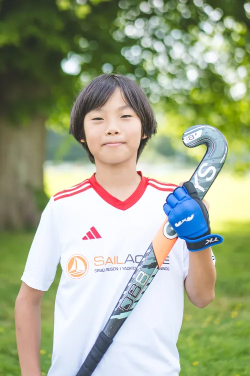 player image