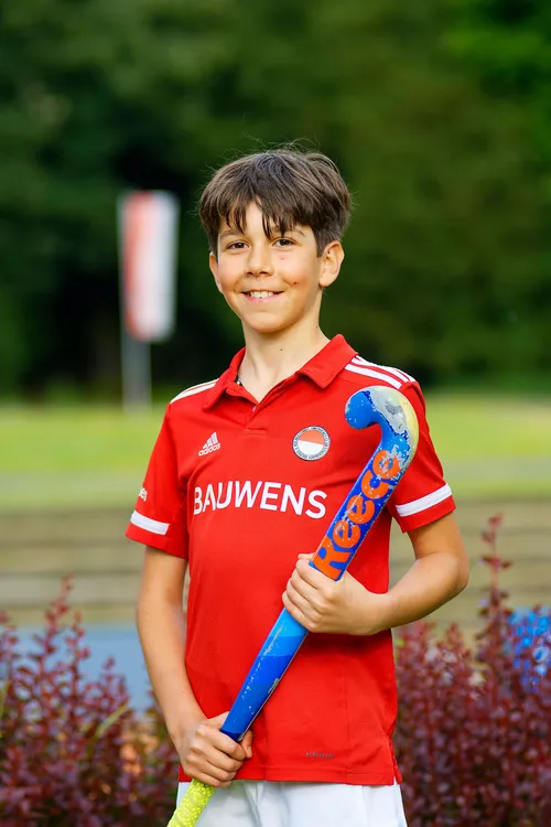 player image