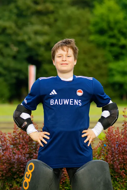player image